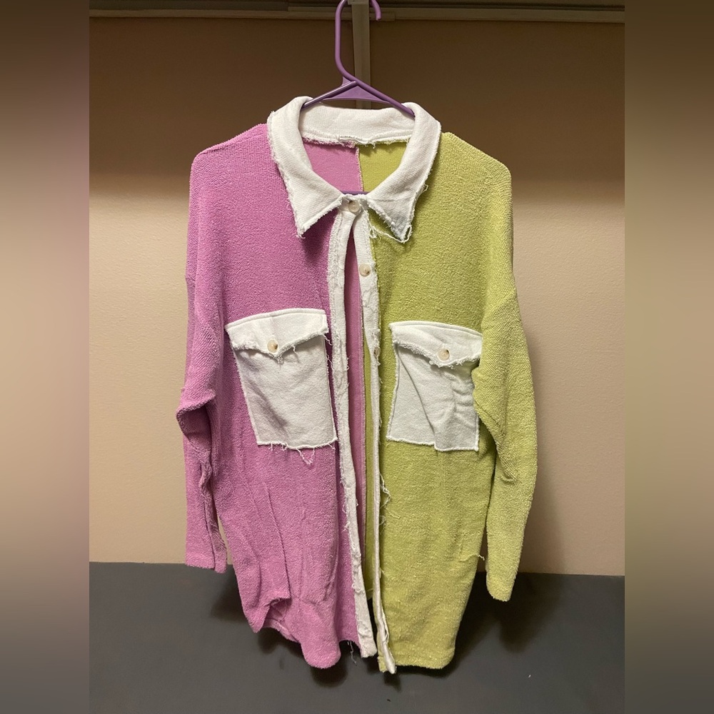 Women’s Bucket List button up size small